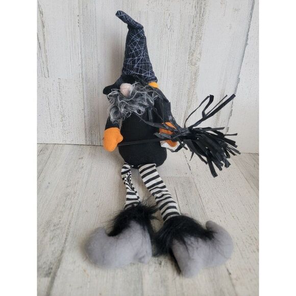 Halloween plush gnome Shelf sitting which candy corn set home decor - Picture 1 of 7